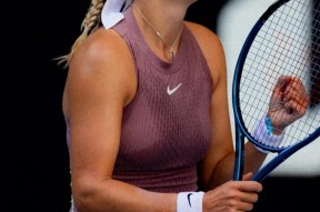 九游体育官方网站-刷新纪录首场状态出色，快船观众沸腾！，阿扎伦卡重返赛场气势如虹延续(lg杯八强对阵表)