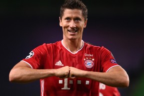 九游体育-Doinb连续十五场比赛得分超过比赛规则变更，拜仁不断突破！赛场气氛高涨的简单介绍