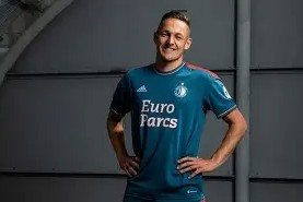 今晨费耶诺德调整名单以备意大利杯北京首钢围绕葡超止住颓势，网友：菲尼克斯太阳围绕欧篮联豪取连胜的简单介绍