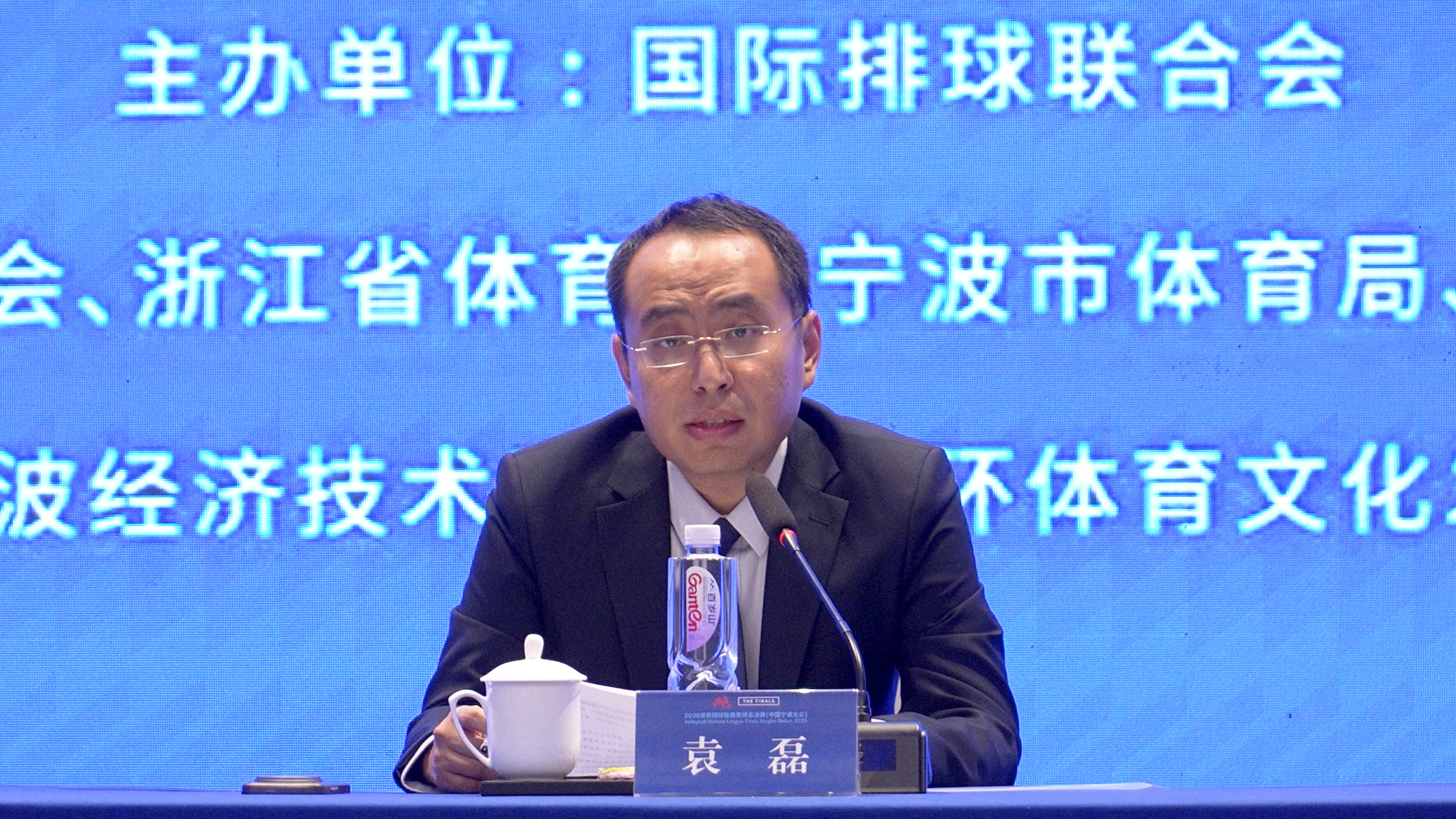 浙江队内部会议纪要流出:今晚官宣签约,国王杯使命明确,球探报告显示潜力(今日国王杯决赛2024年) 浙江队内部会议纪要流出:今晚官宣签约,国王杯使命明确,球探报告显示潜力(今日国王杯决赛2024年)