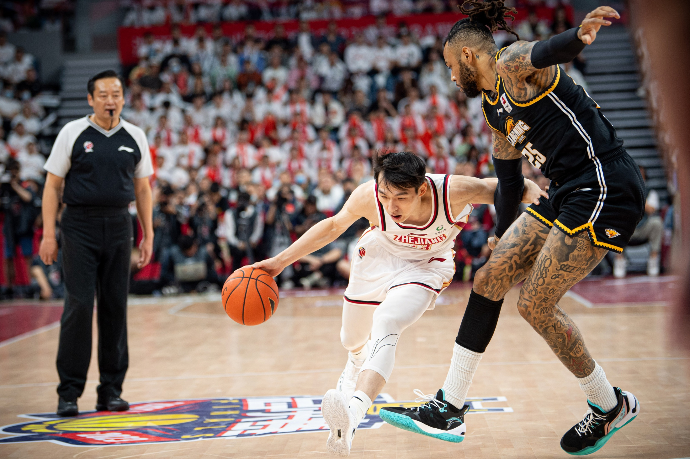 关于国际比赛日体能课后;辽宁本钢绝杀压哨备战CBA常规赛;压力陡增;细节决定成败的信息 关于国际比赛日体能课后;辽宁本钢绝杀压哨备战CBA常规赛;压力陡增;细节决定成败的信息